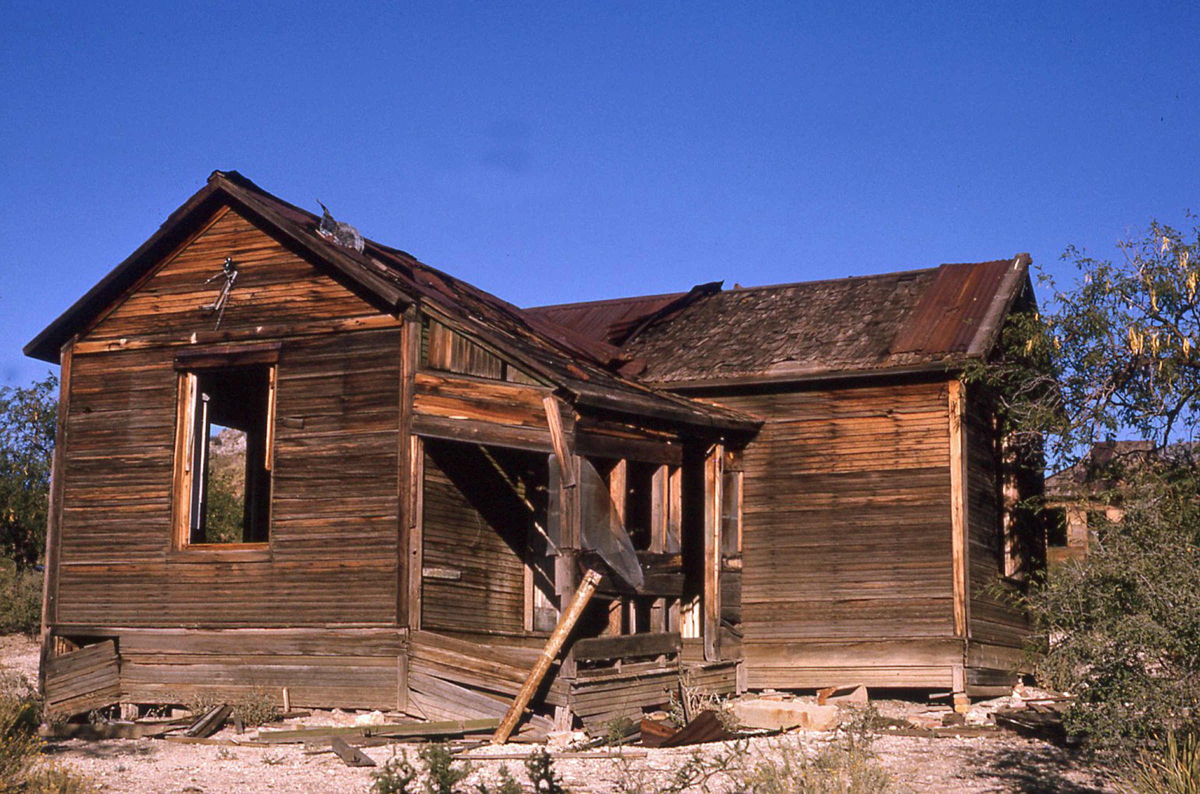Abandoned mining camp in Helvetia, Arizona (J. Rasmussen)