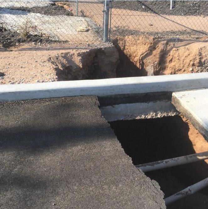 Collapsed section of Houston Road, Apache Junction (13 Aug. 2018)